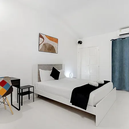 Villa Poolside Sereno *