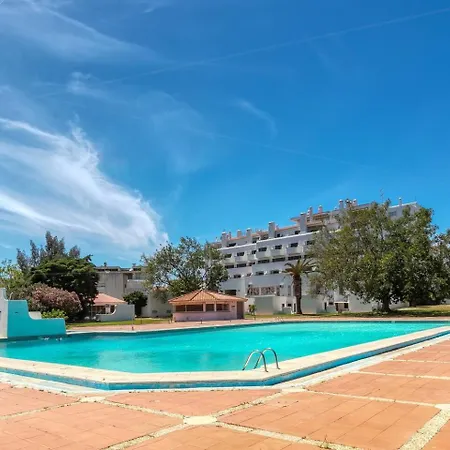 Poolside Sereno * Albufeira